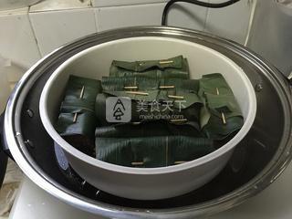 粽香糯米排骨做法