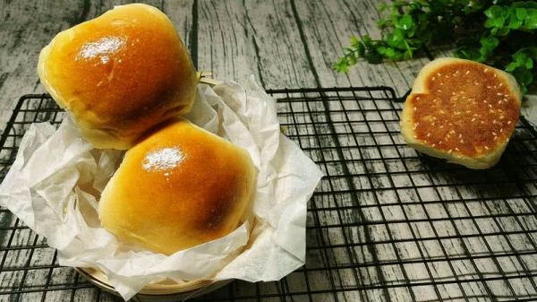 奶香脆底小面包