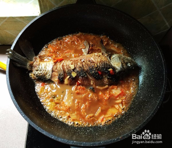 如何做出好吃的泡菜烧鲫鱼