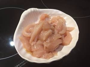 黑椒鸡丝意面怎么做？鱼香肉丝版意大利面教程