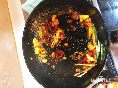 怎么简单的做每次都光盘的干锅大虾?