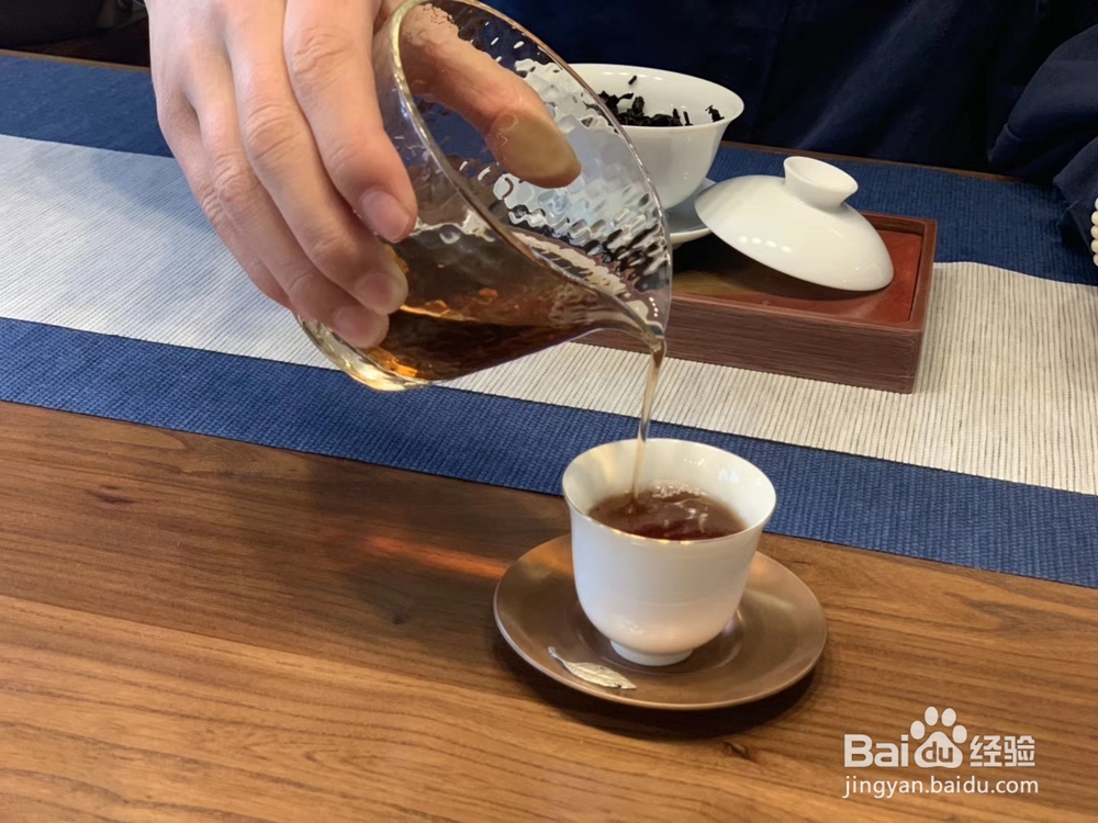 老白茶普洱黑茶等煮泡的区别,煮茶好还是泡茶好