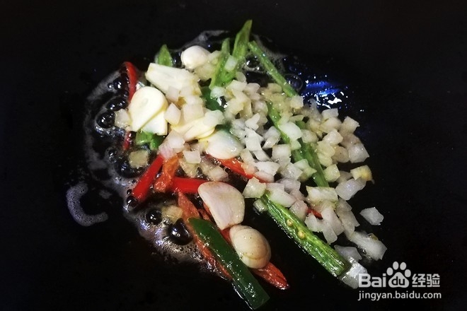 蒜香番茄意面的做法