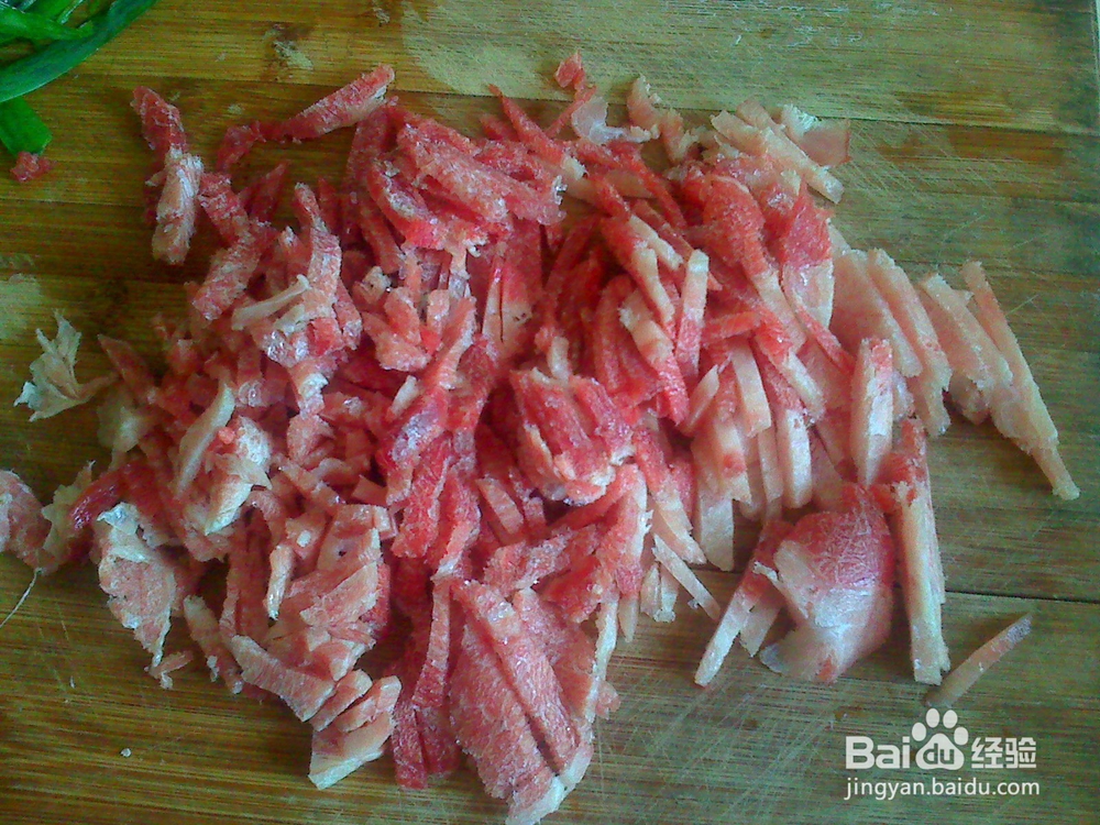 怎样做好烹调牛肉条韭菜的备料？