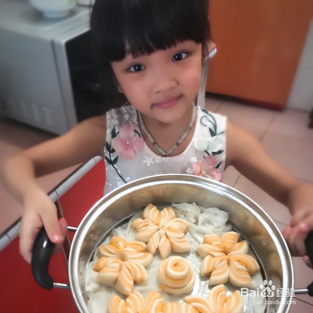 营养美味的菊花卷