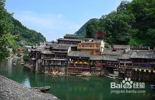 两天游凤凰最佳行程安排（从长沙出发）