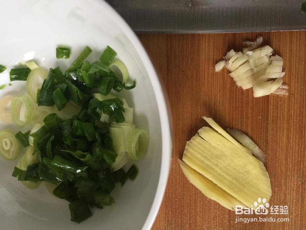 家常汤系酸菜鱼头汤