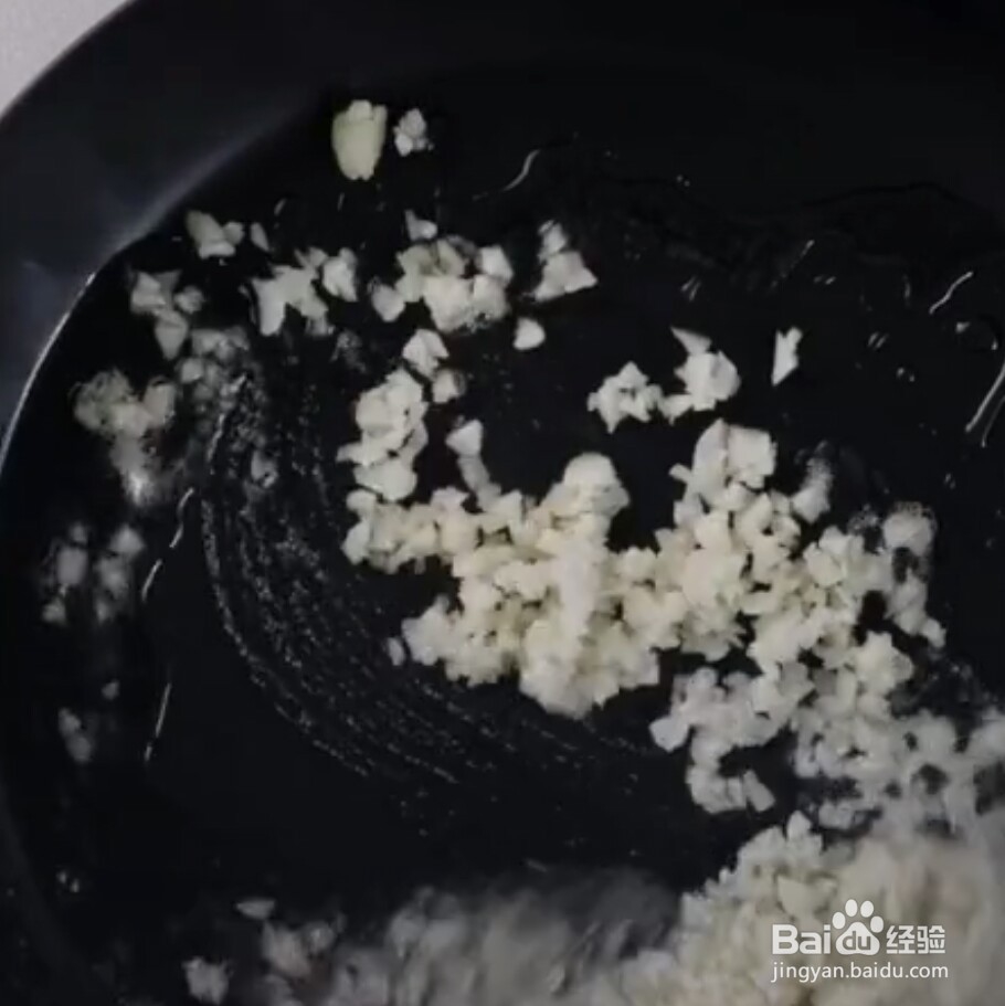 蒜蓉蒸鸡胸做法教程