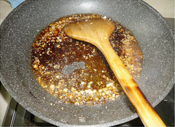 如何做蒜蓉粉丝蒸大虾