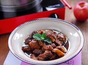 怎么烧红烧牛腩好吃？