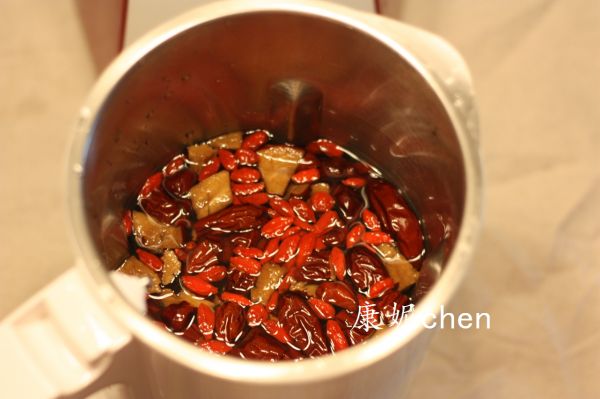 红枣桂圆枸杞茶