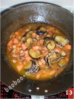 甜蒜肉丁烧茄龙