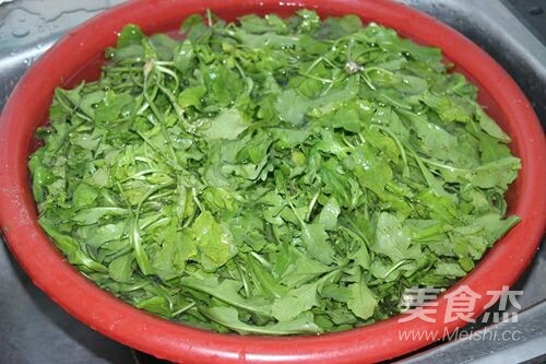 荠菜肉馄饨的做法