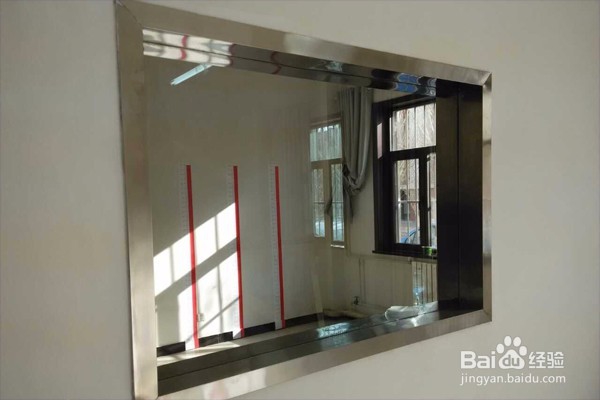 如何防范针孔摄像头泄露隐私