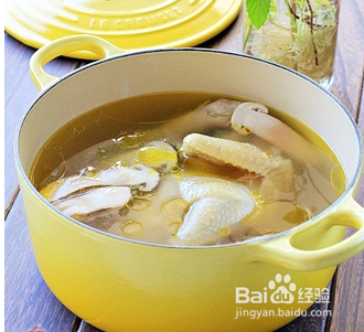 这一季最不容错过的别样滋味--松茸鸡汤