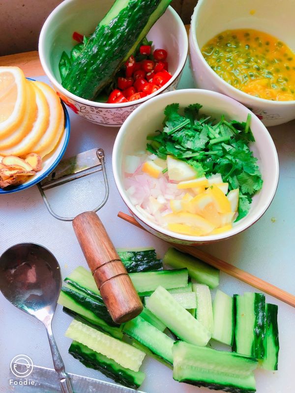 柠檬百香果泡凤爪