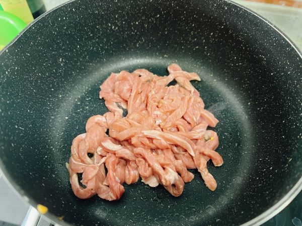剁椒笋尖炒牛肉