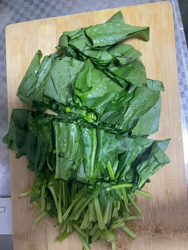 家常菠菜炒鸡蛋