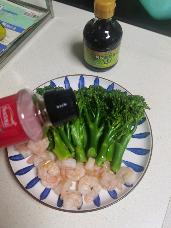 凉拌虾仁西兰花