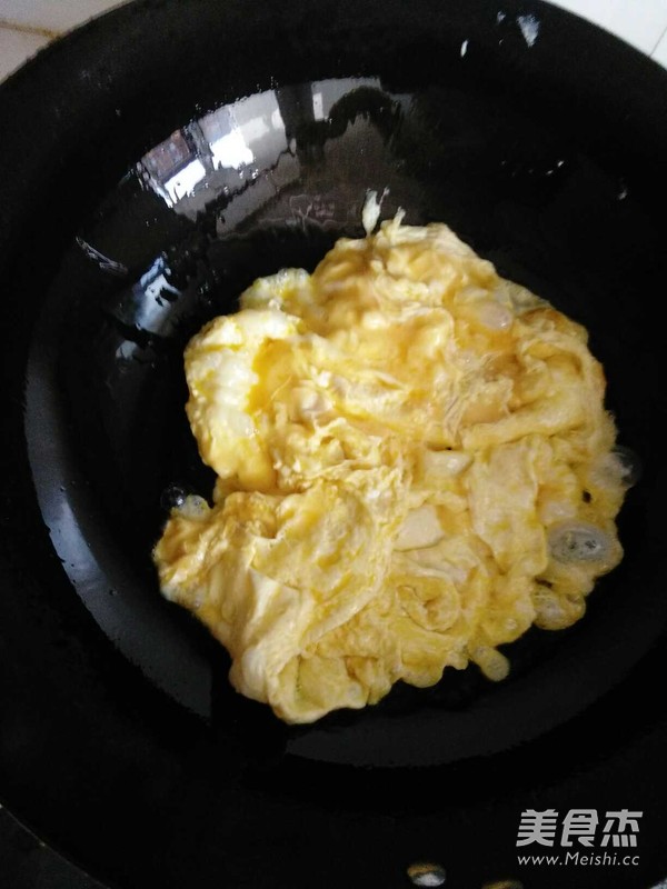 秋葵炒鸡蛋的做法