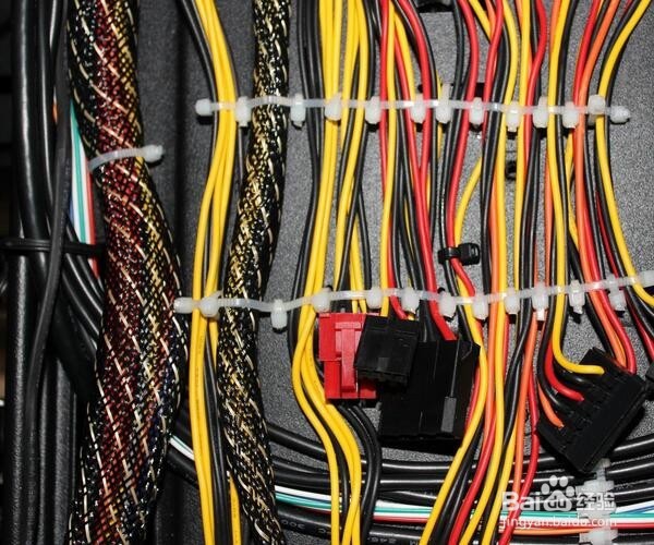 电脑机箱怎么走背线