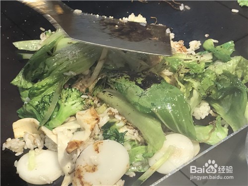 米粉炒饭的做法