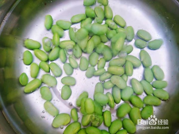 毛豆炒茭白的做法