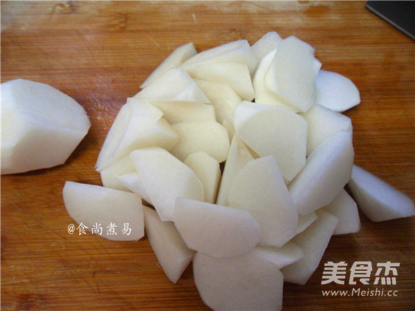 萝卜玉米排骨汤