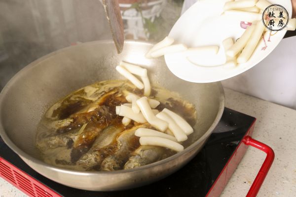 鲜鲜鲜!小黄鱼年糕,挡不住的鲜美滋味~