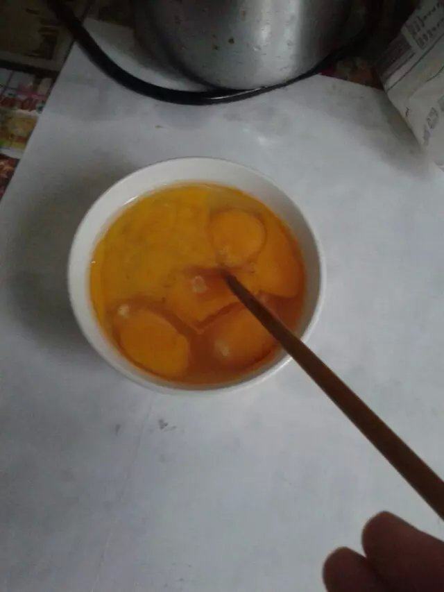 简单的青椒炒鸡蛋，我来教你怎么做！
