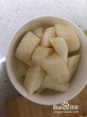 怎么做美味的冰糖雪梨银耳汤