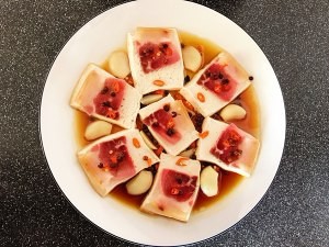 火腿蒸豆腐的做法