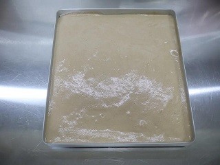 巧克力脆皮奶油盒子蛋糕怎么做？