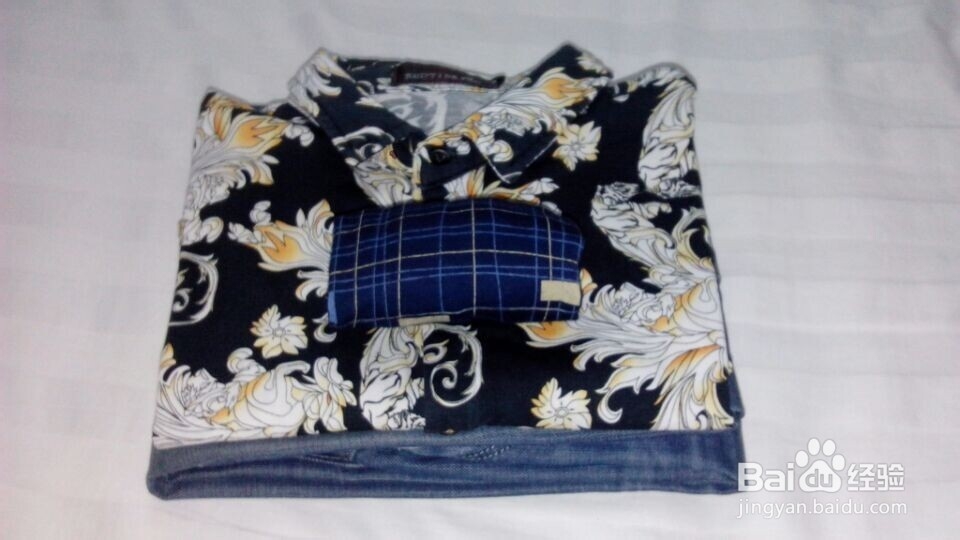 如何简单叠衣服,裤子,袜子,内裤