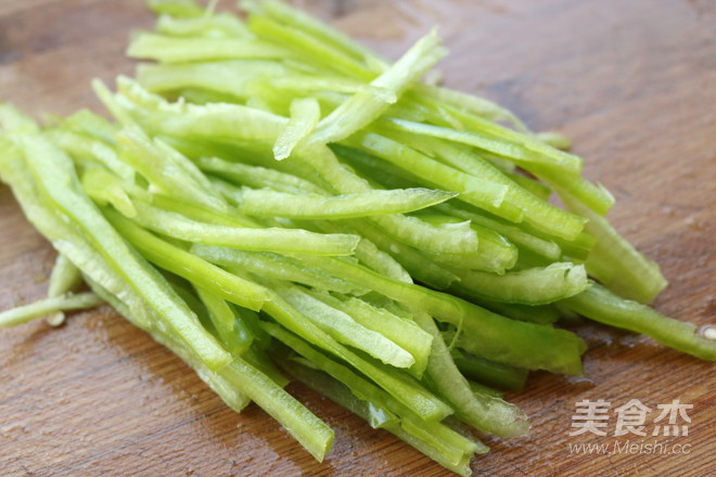 土豆丝卷饼的做法