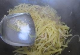 怎样炒出一份好吃的土豆丝