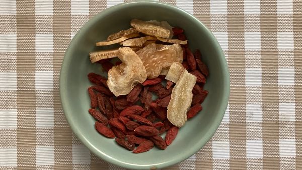 天麻炖猪脑【汤】