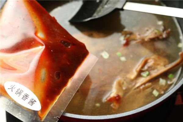 干锅鸭头之一鸭两吃#食光社干锅鸭#