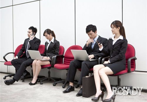 职场中要如何提升自我?6个途径最有效