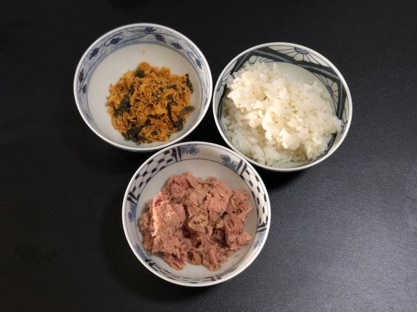 金枪鱼芝士烤饭团
