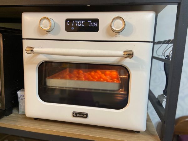 广式豆沙蛋黄月饼