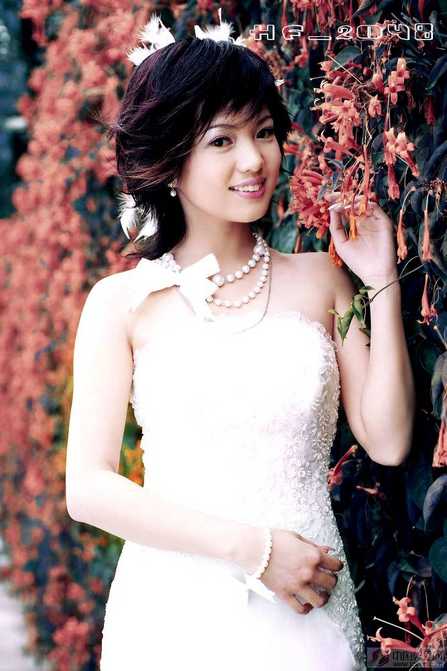 给婚纱MM照片调色-PS艺术照教程