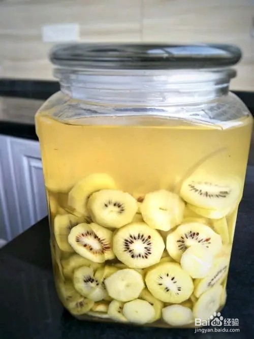 野生猕猴桃泡酒