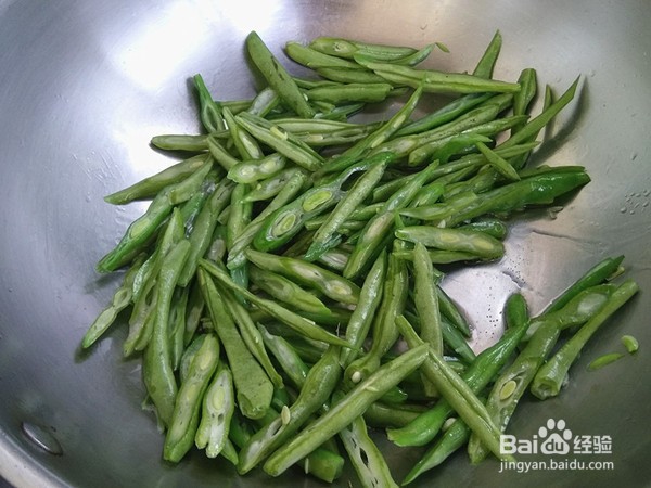 豆角香菇拌面