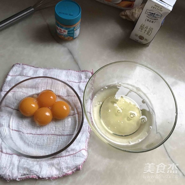 戚风蛋糕卷的做法