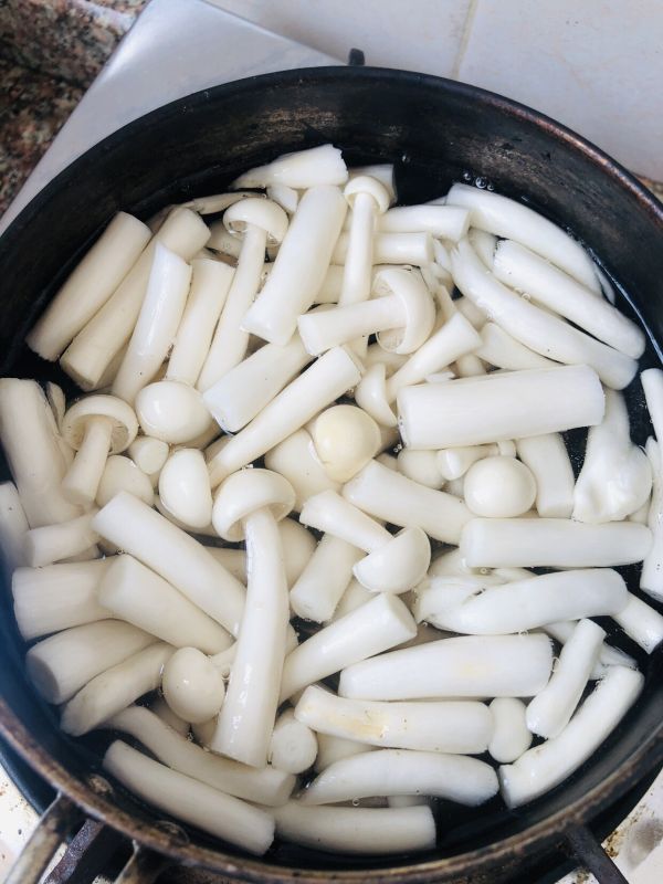 番茄海鲜菇炒鸡蛋