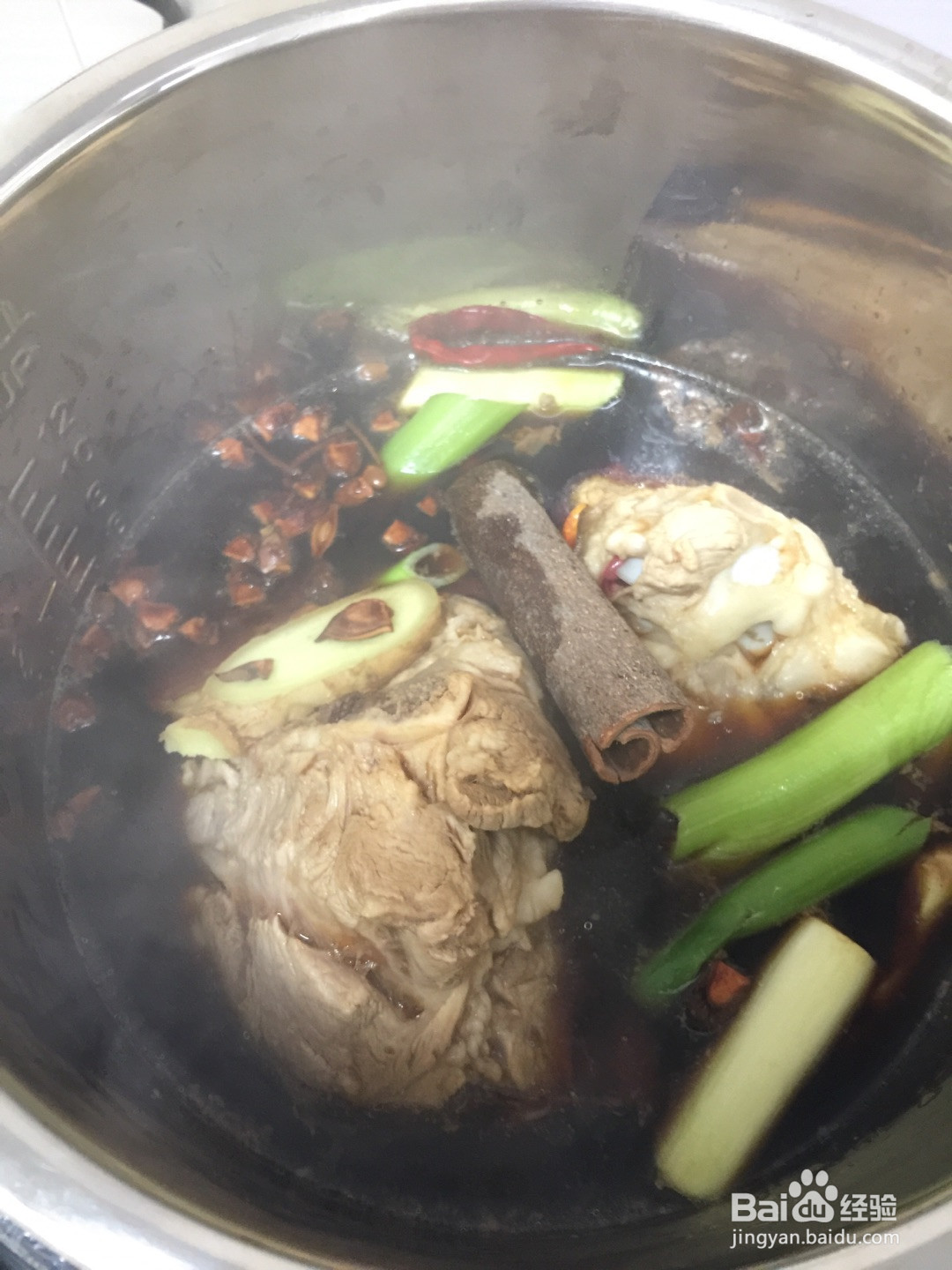 酱大棒骨的做法