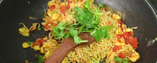 家常美味番茄蛋炒面