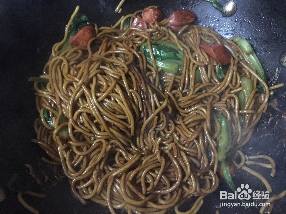 重油火腿肠炒面怎么炒