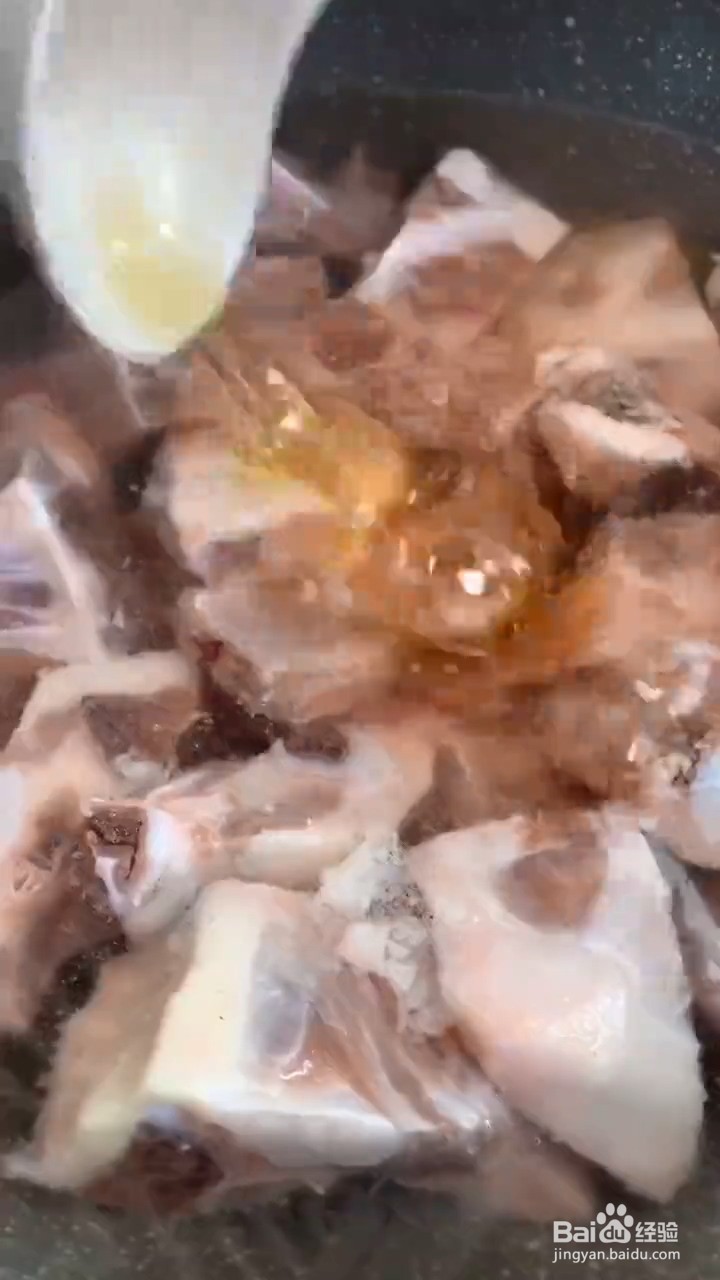 超级无敌下饭的麻辣羊排如何制作